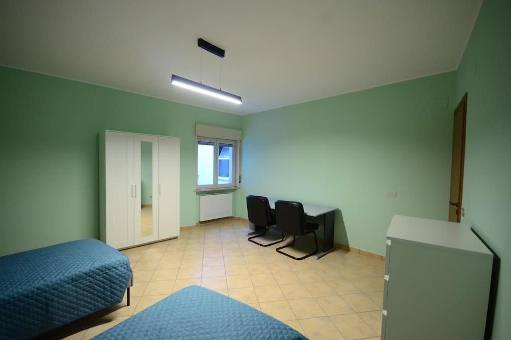 Casa Vacanza Donna Laura Барчеллона-Поццо-ди-Готто Экстерьер фото